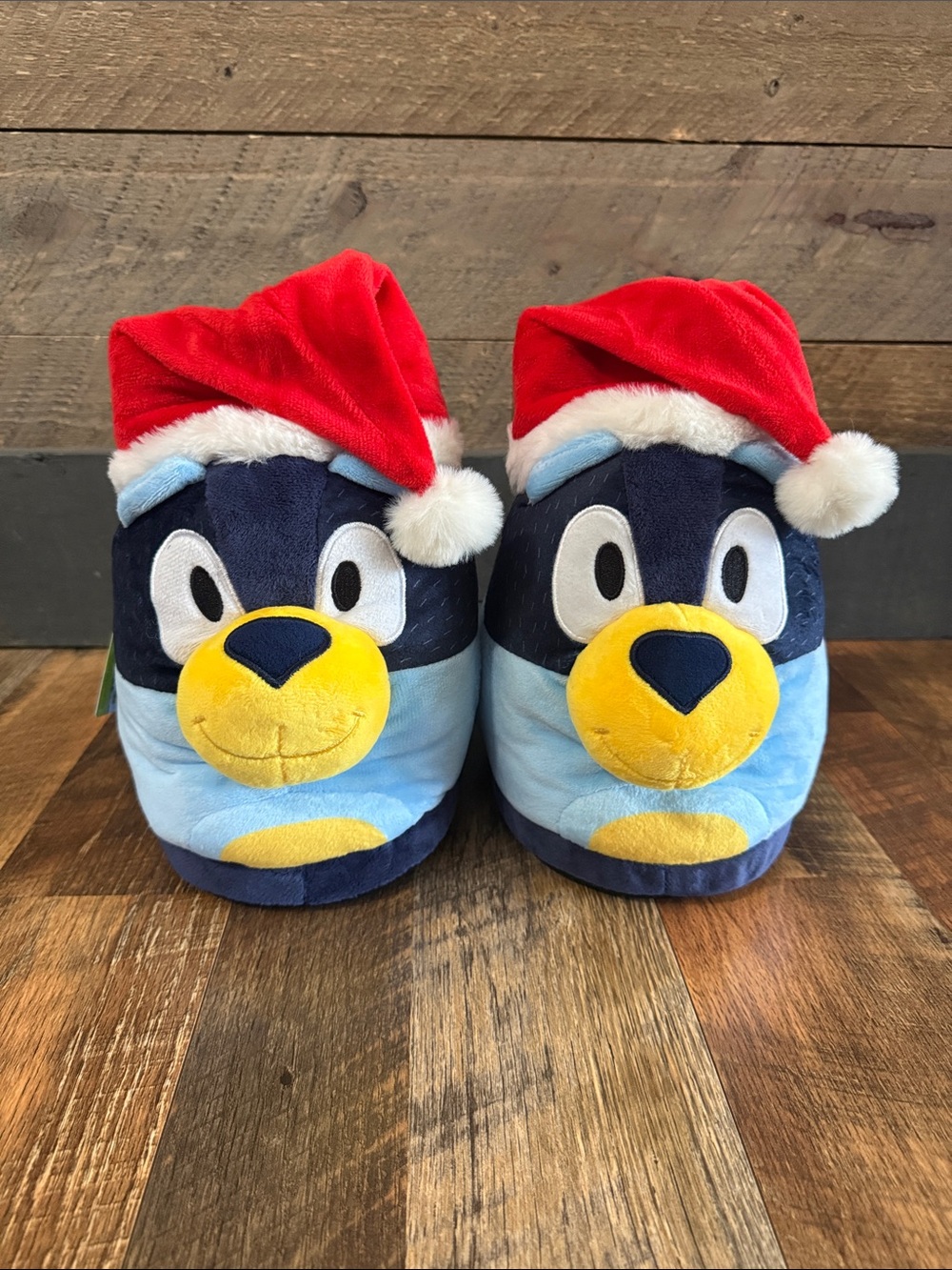 NWT Bluey Christmas Santa Plush Slippers XL Men’s 13/14 Holiday Ground Up